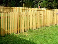<b>Wood Picket Fence</b>